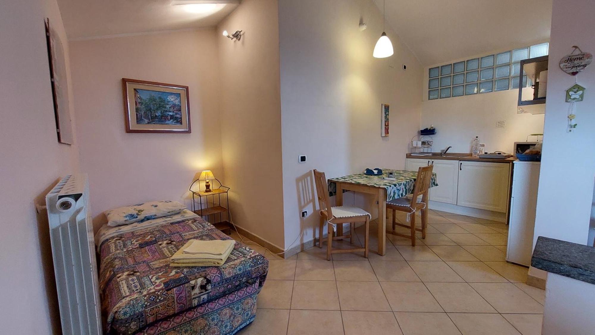 A Viterbo Terme "Casa Vacanze Al Melograno" Apartment Luaran gambar
