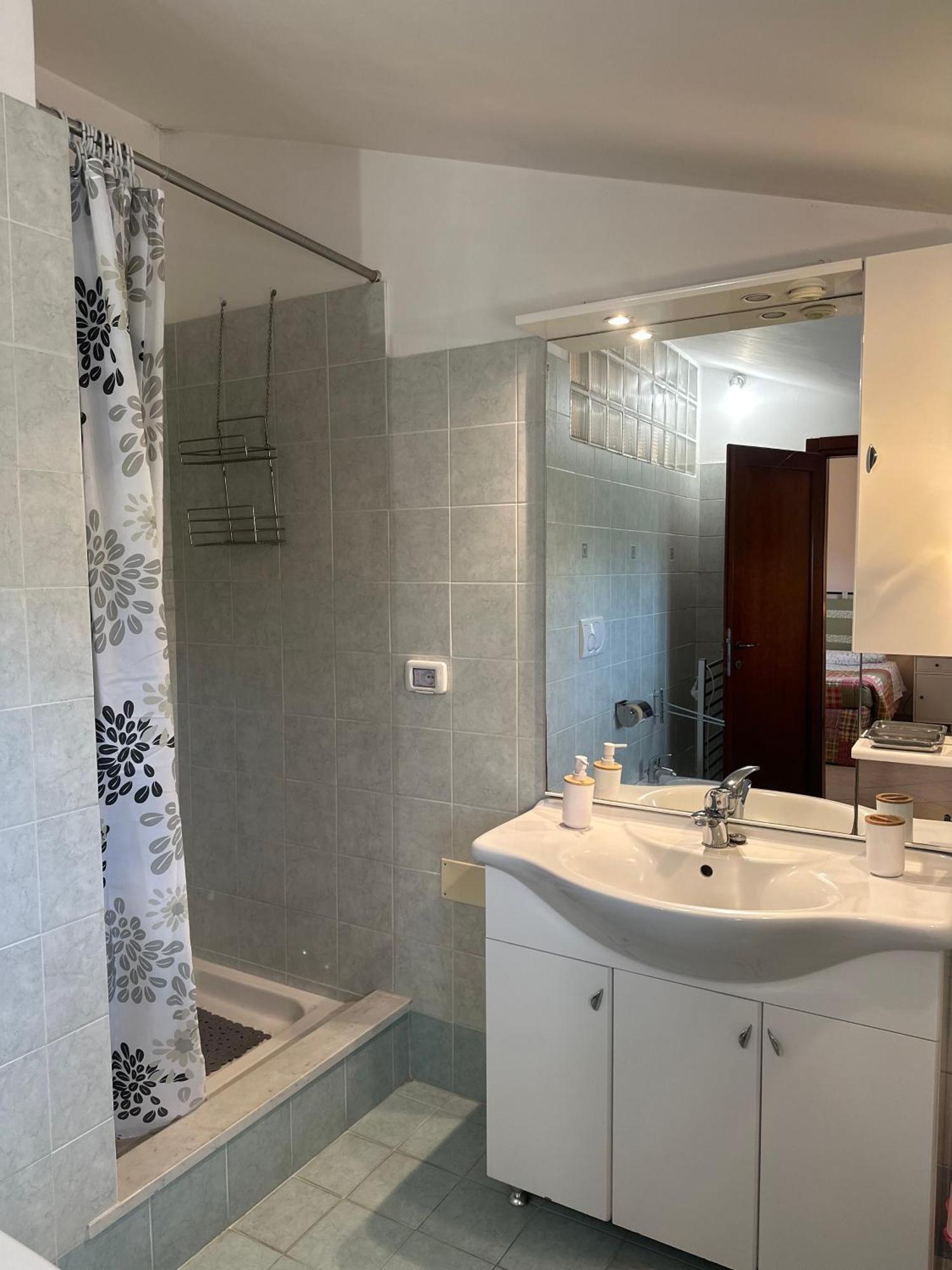 A Viterbo Terme "Casa Vacanze Al Melograno" Apartment Luaran gambar
