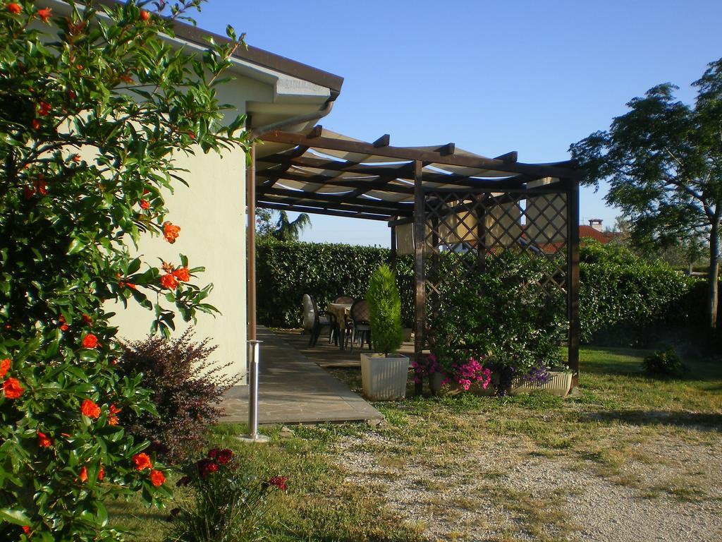 A Viterbo Terme "Casa Vacanze Al Melograno" Apartment Luaran gambar